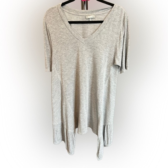 Neiman Marcus - Asymmetrical Tunic - Picture 1 of 5